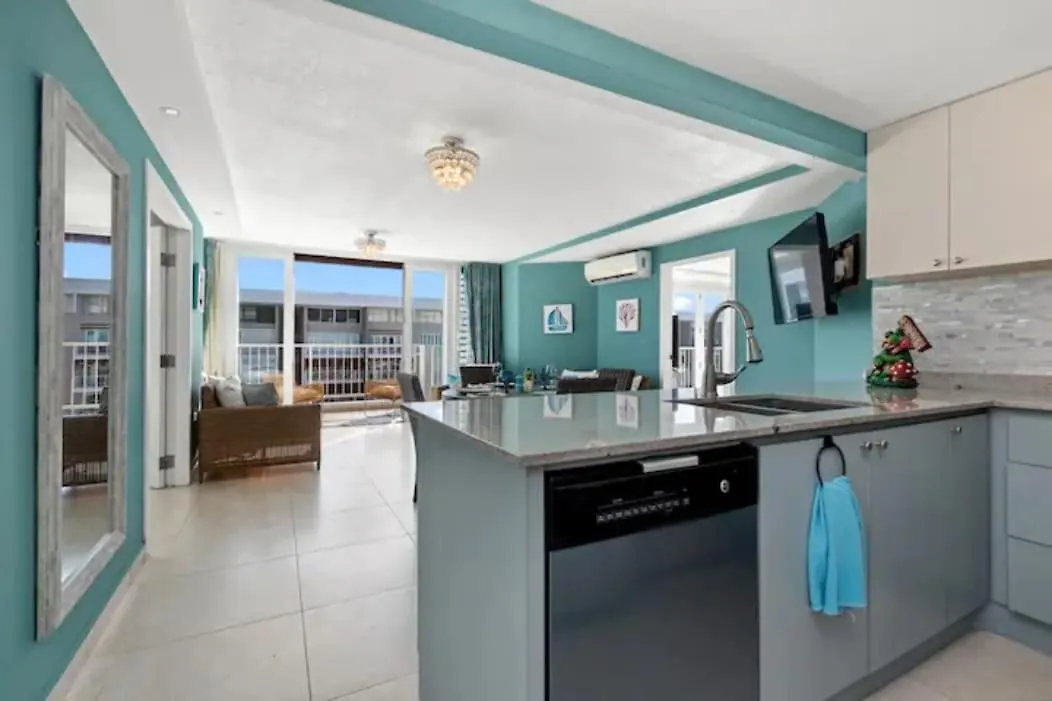 Beachfront Retreat-Panoramic Sunrise Views-1 Parking Spot San Juan Lejlighed