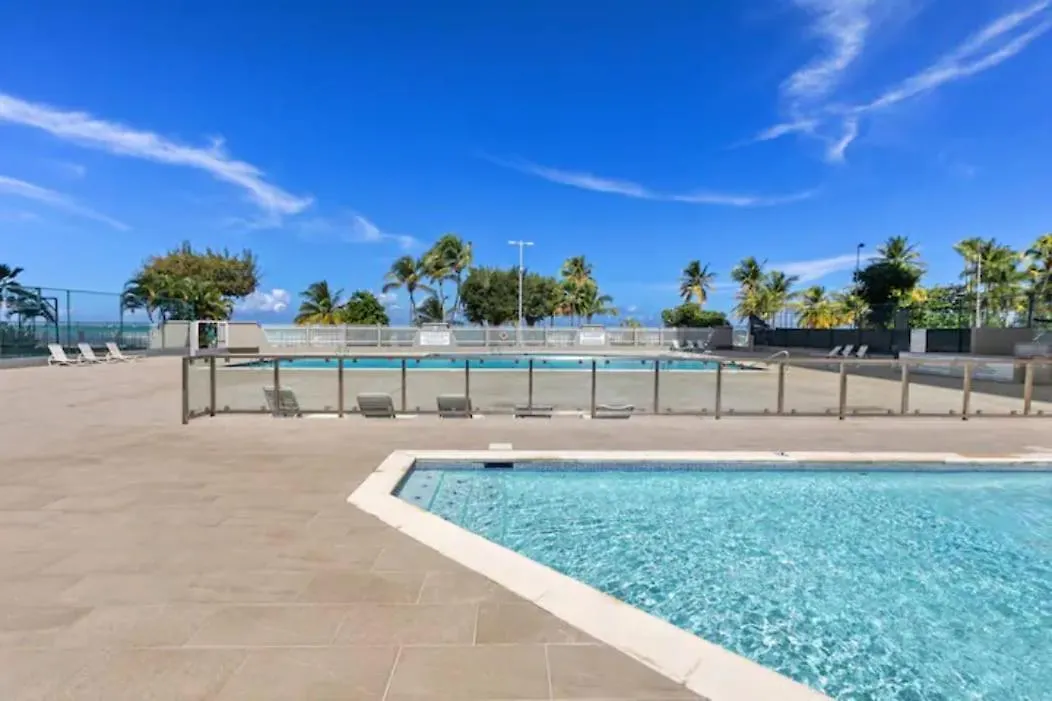 Lejlighed Beachfront Retreat-Panoramic Sunrise Views-1 Parking Spot San Juan Puerto Rico